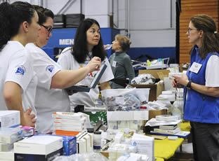 health-care-workers-with-supplies