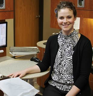 health-care-student-smiling-female