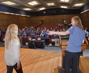 medical-seminar-in-lecture-hall