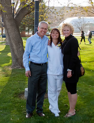 nurse-graduate-with-family