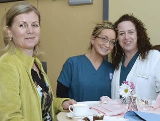 nurses-at-lunch
