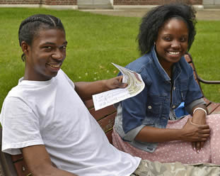 black-college-students-man-and-woman