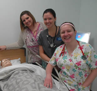 nurse-aide-in-simulation-training