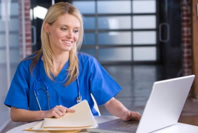 nursing-assistant-using-laptop
