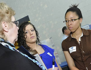nursing-students-talking-with-instructor