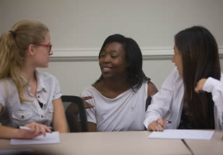 three-medical-class-students