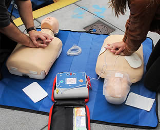 life-saving-equipment-training-99003