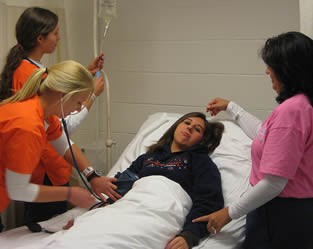 CNA classroom practice for finding vital signs
