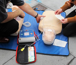 practicing-life-saving-equipment-77223