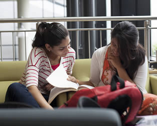 college-girls-studying