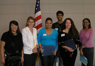 students-with-instructor-in-group