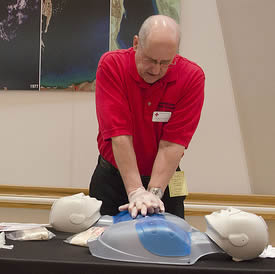 performing-cpr-in-class-99112