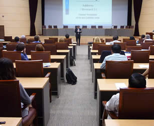 college-course-lecture-hall