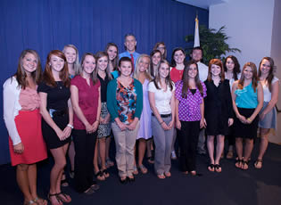 group-of-college-students-at-school-event