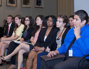 medical-students-listening-to-presentation