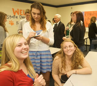 students-at-health-care-meeting