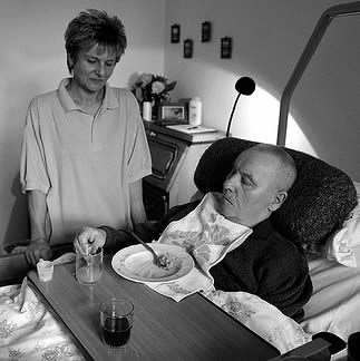 caregiver-feeding-patient-722