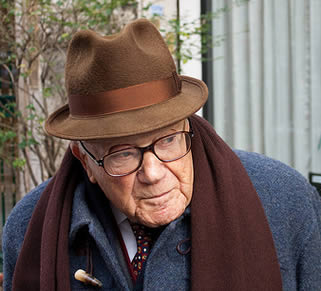 elderly-man-with-hat-7722