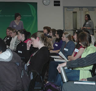 nurse-aide-students-in-class