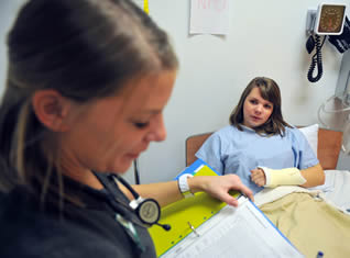 nurse-students-in-training