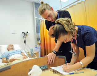 nursing-training-in-hospital