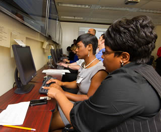 students-using-computer-at-school