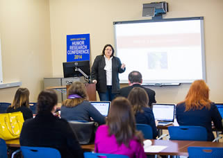 instructor-speaking-to-students